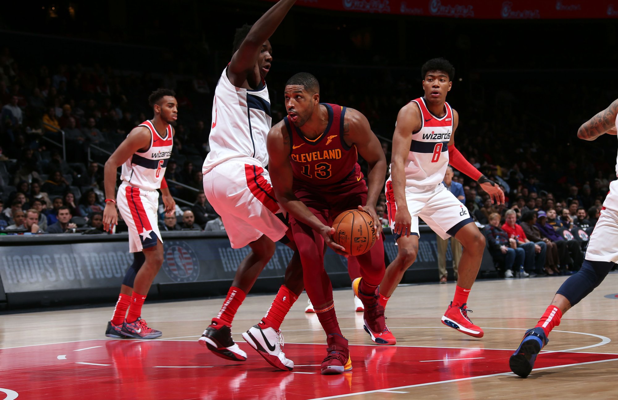 钢铁骑士逆风崛起:从乐透区到东部黑马的硬核之路